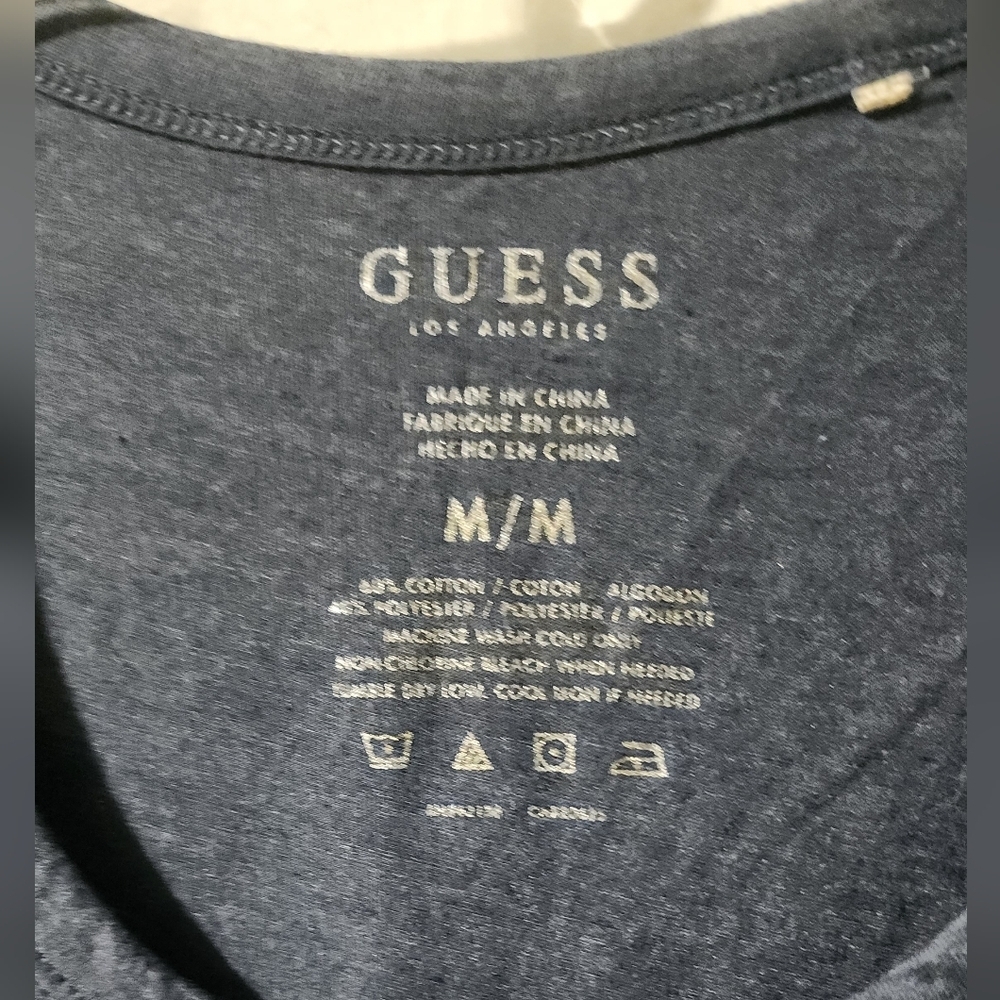 Y2K Guess Navy Blue Sequin Logo T-Shirt - Picture 4 of 4